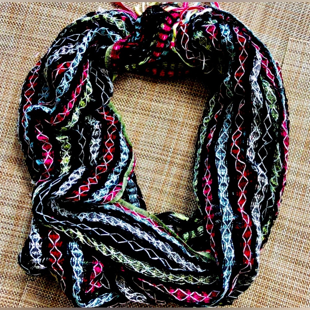 Tex by MaxAzria Scarf - Loose Weave Multicolored
